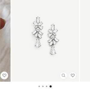 NWT Stunning Crystal Drop Earrings